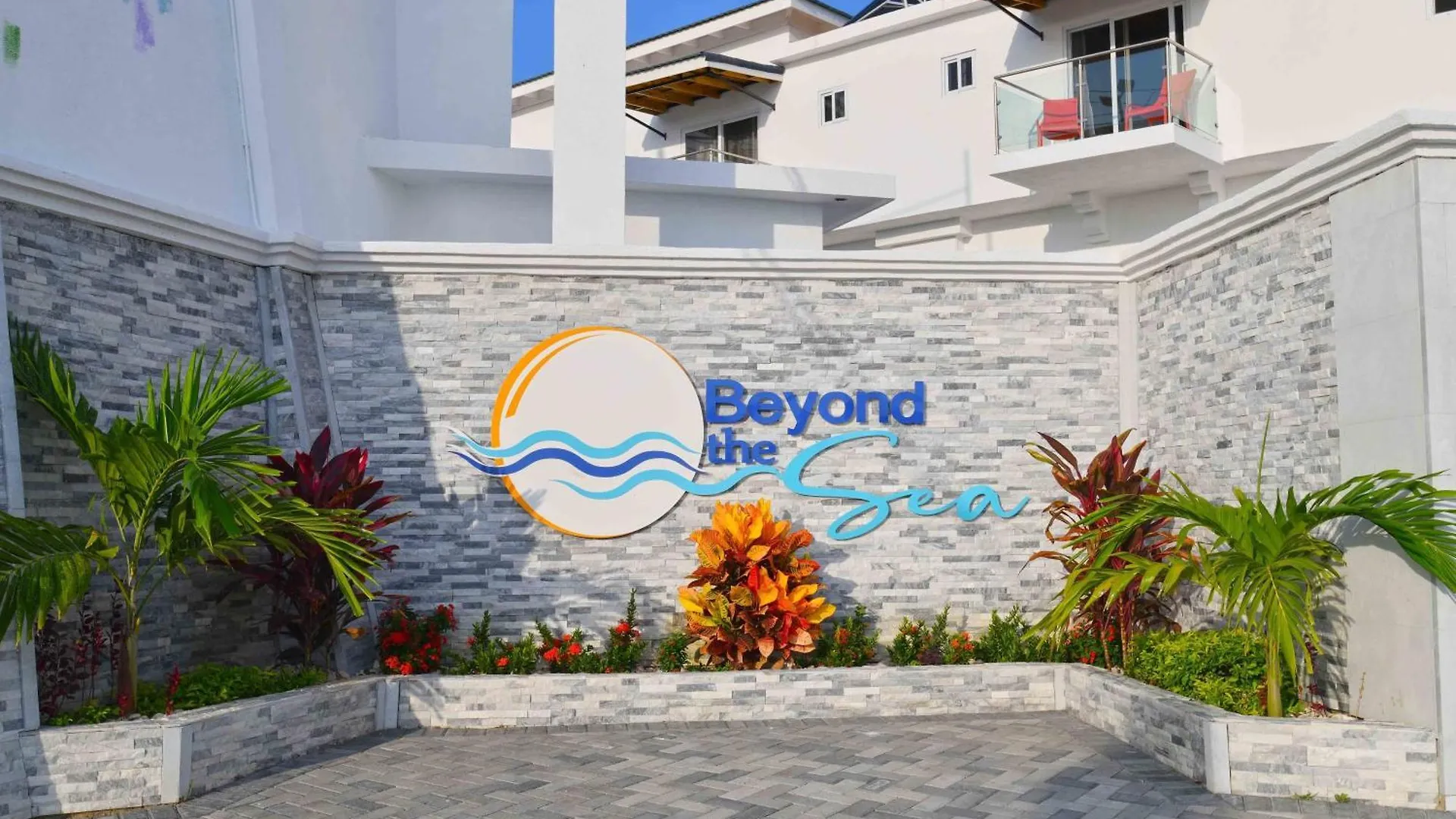 Hospitality Expert Bts 2 - Pool Beach & Chef Montego Bay Vakantiehuis